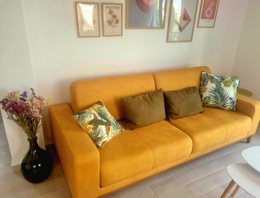 Tiffany'S Apartments -2' Walk From Metro Atenas Exterior foto
